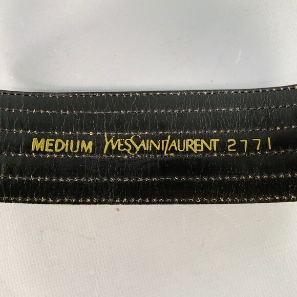 YVES SAINT LAURENT Size M Black Quilted Leather Belt